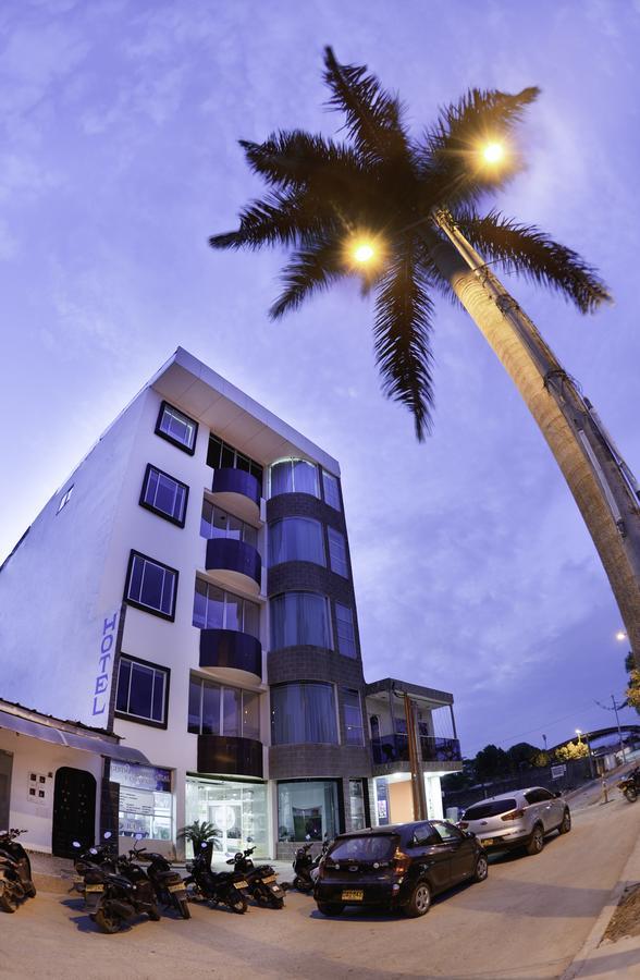 Hotel Confort Ariari グラナダ エクステリア 写真